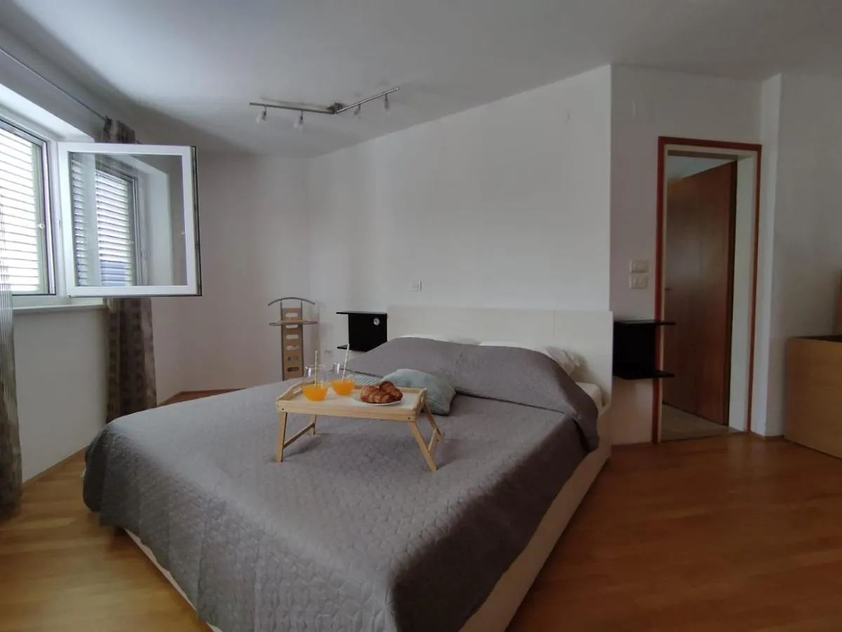 Apartment Teleferica Rabac 0*,  Croacia